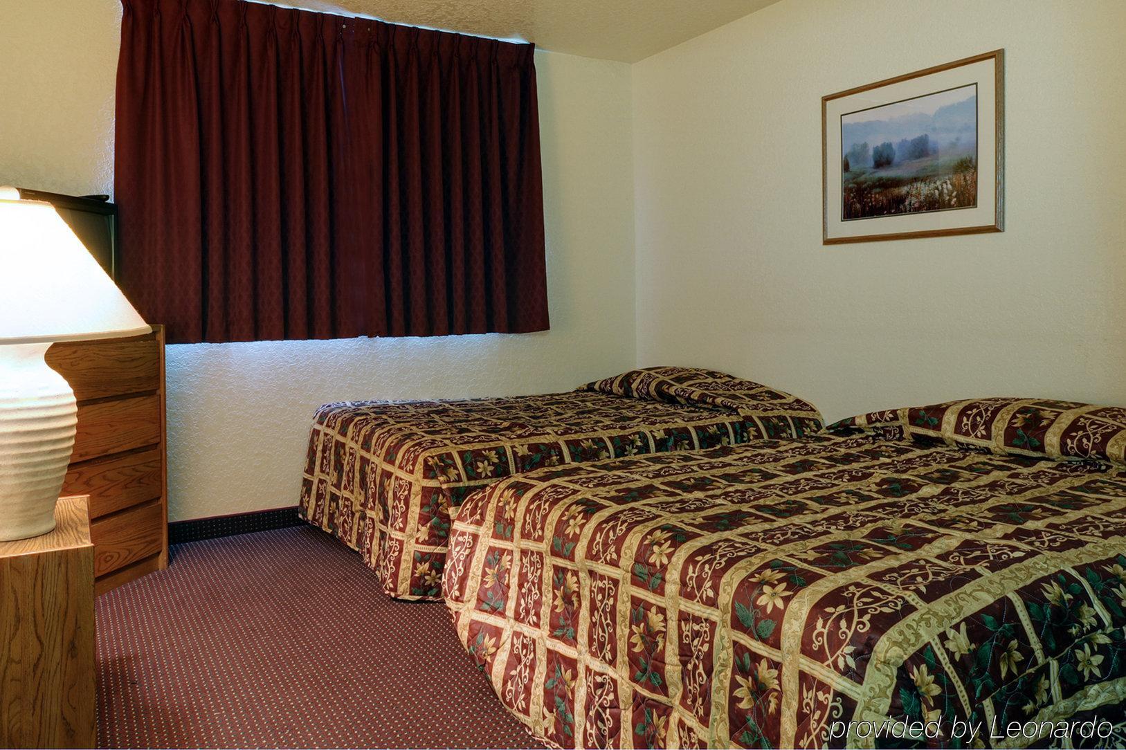 Amerihome Inn & Suites Houston Airport North Habitación foto
